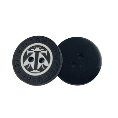 Silk Printed Plastic Resin Buttons Logo Terukir Blus Mantel Tombol Empat Lubang Di 32L Untuk Pakaian