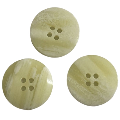 4 Lubang Imitasi Griotte Polyester Buttons 3/4 &quot;Gunakan Untuk Pakaian Luar Jaket