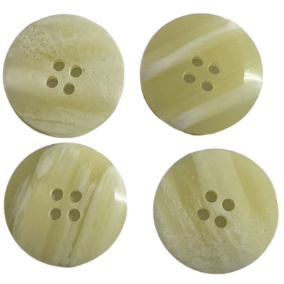 4 Lubang Imitasi Griotte Polyester Buttons 3/4 &quot;Gunakan Untuk Pakaian Luar Jaket